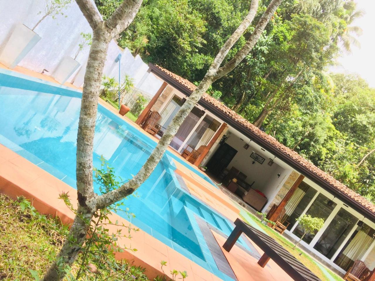 Villa Kandy Exterior photo